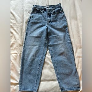 Madewell jeans. Style: Balloon. Size: 25